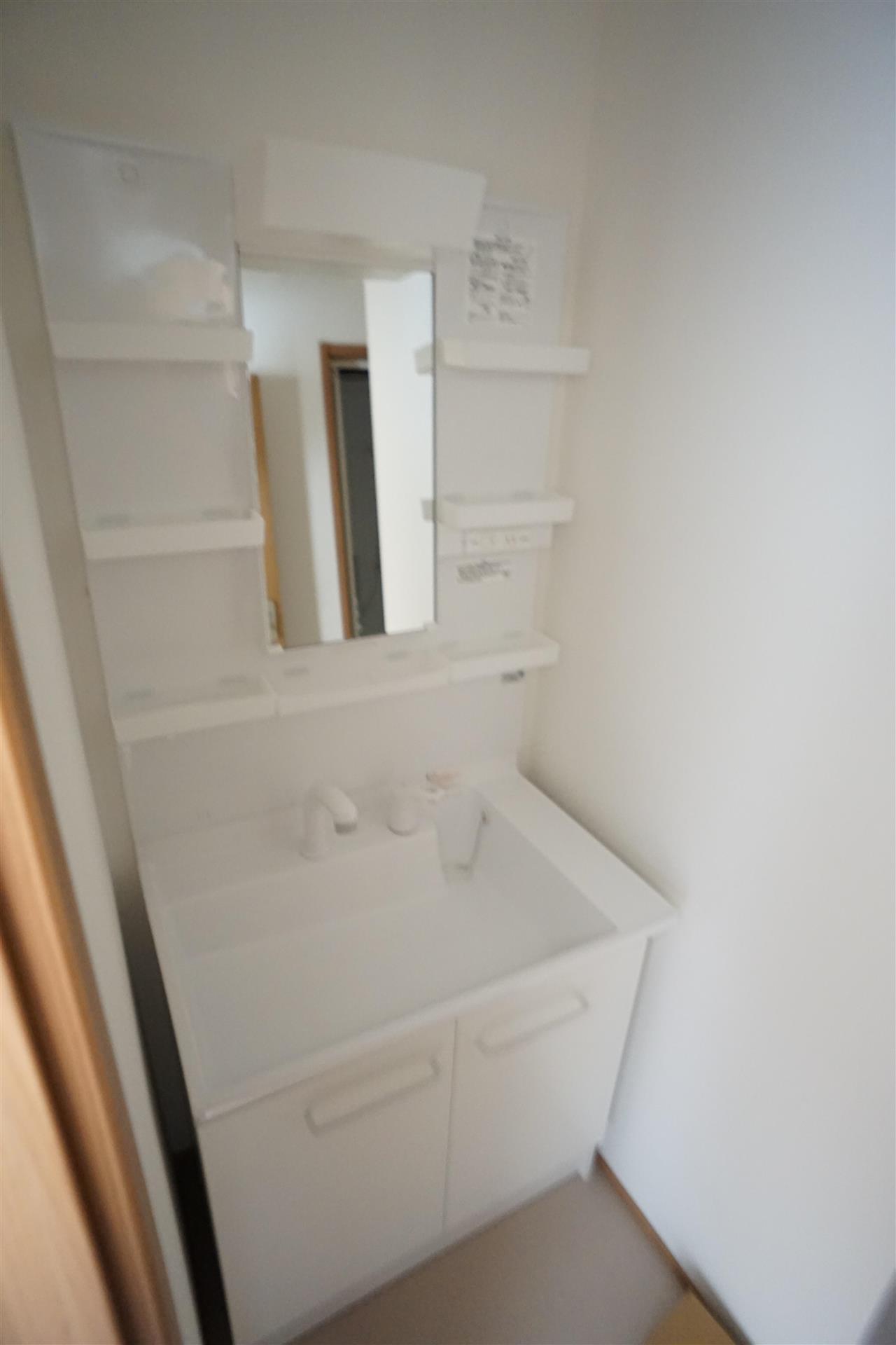 洗面設備　洗髪洗面化粧台