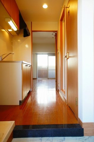 玄関　明るい玄関です