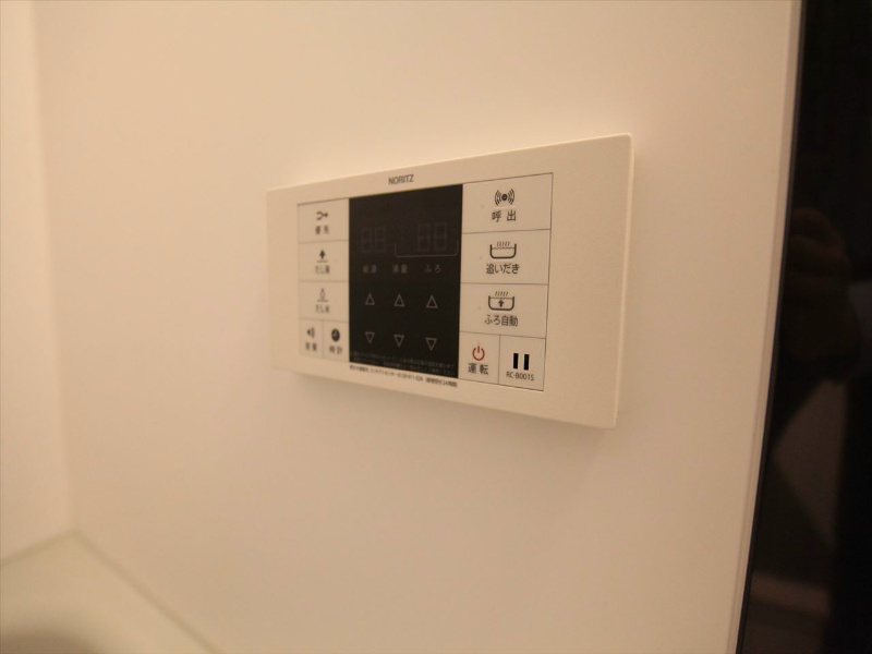 その他設備　追い焚き機能付　オートバス機能付バスルーム