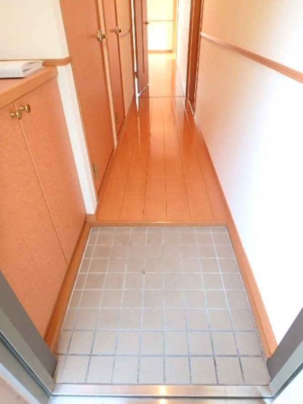 玄関　図面と現状に相違がある場合には現状を優先