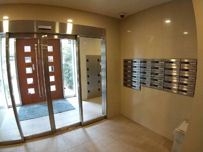 エントランス　エントランス