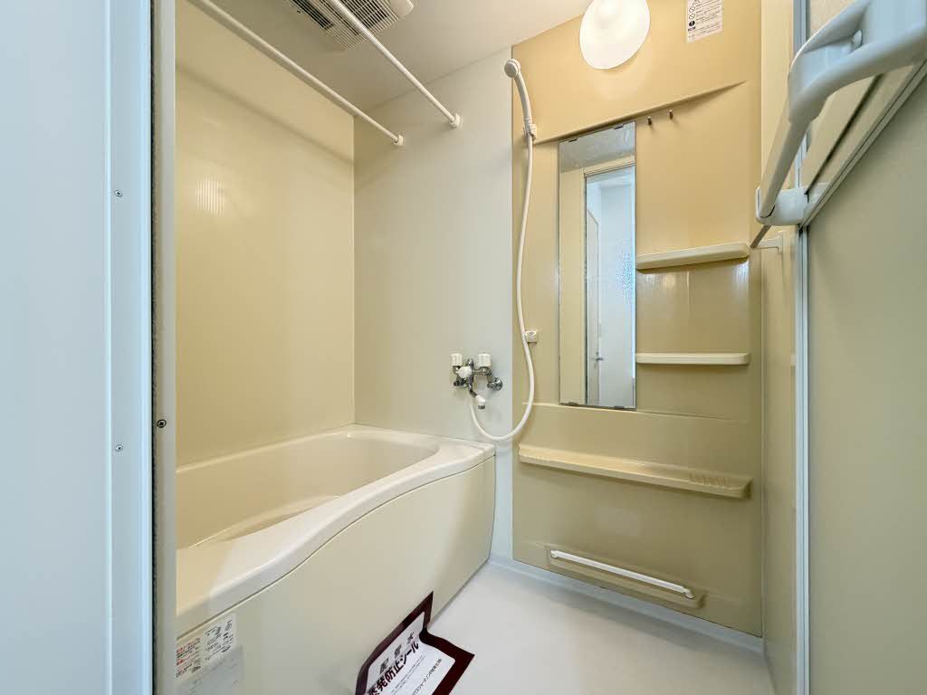 バス・シャワールーム　浴室