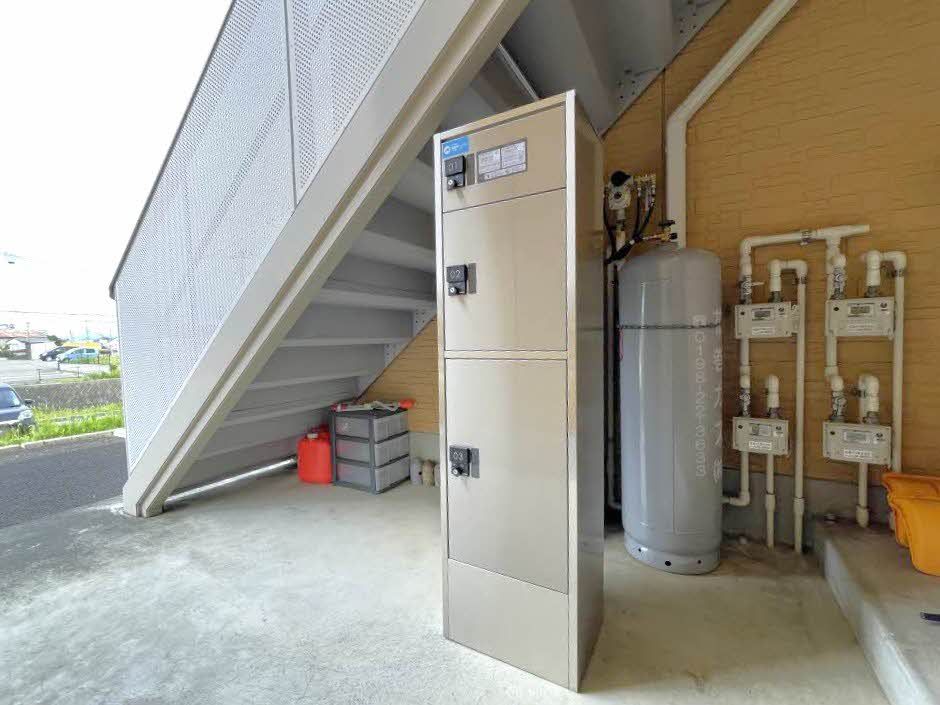 エントランス　宅配ボックス