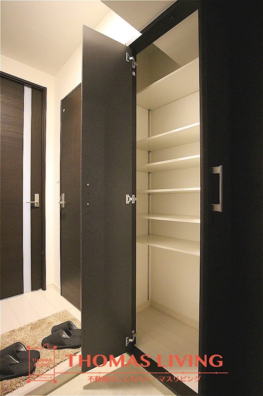 バルコニー　反転タイプの写真です。