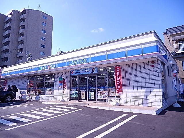 コンビニ　ローソン札幌本郷通七丁目店（コンビニ）まで378m
