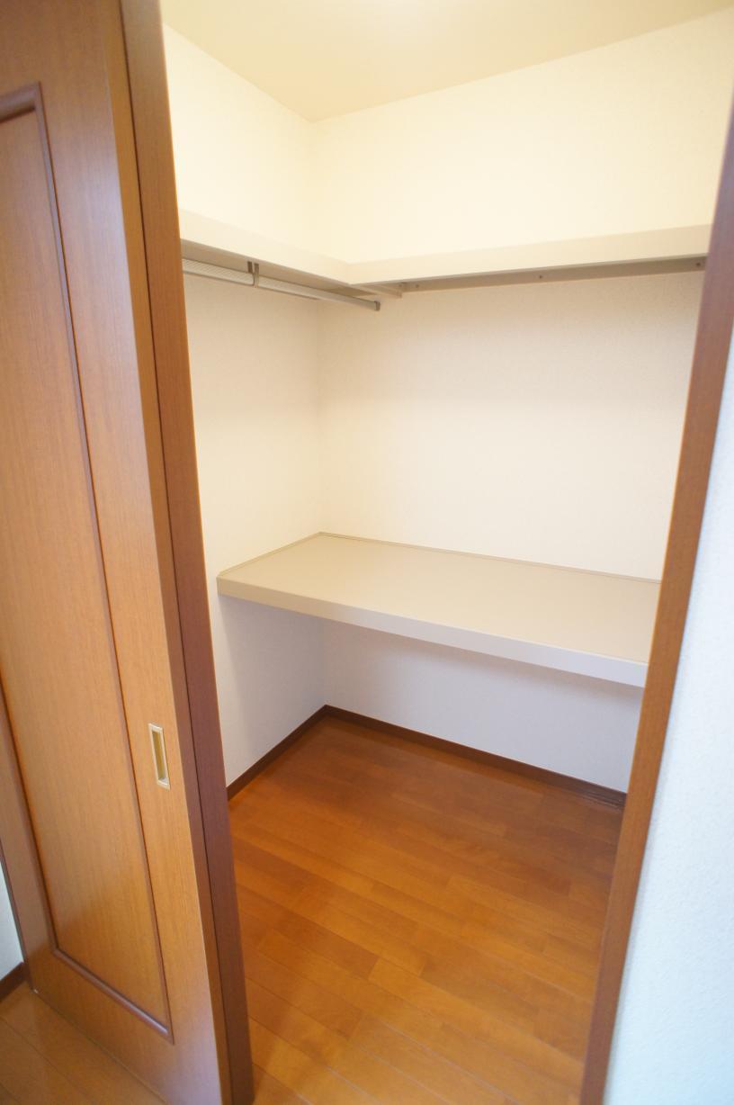 収納　ウォークインクローゼット