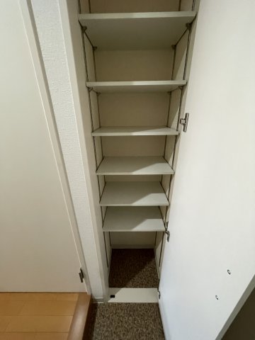 収納　(参考)同マンション同間取り他部屋の写真