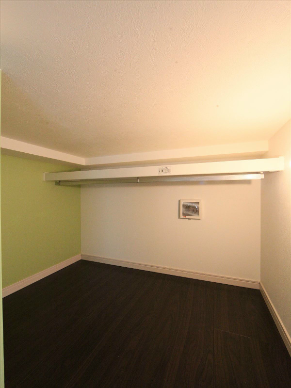 収納　ロフト　収納スペース