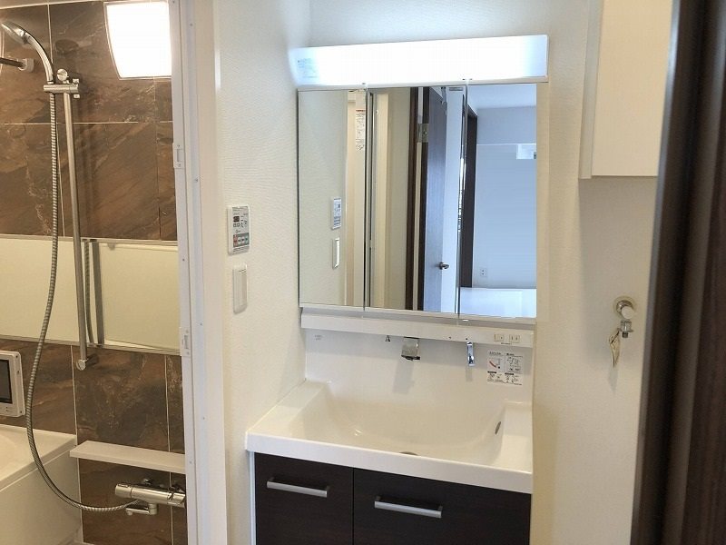 洗面設備　別部屋同仕様写真