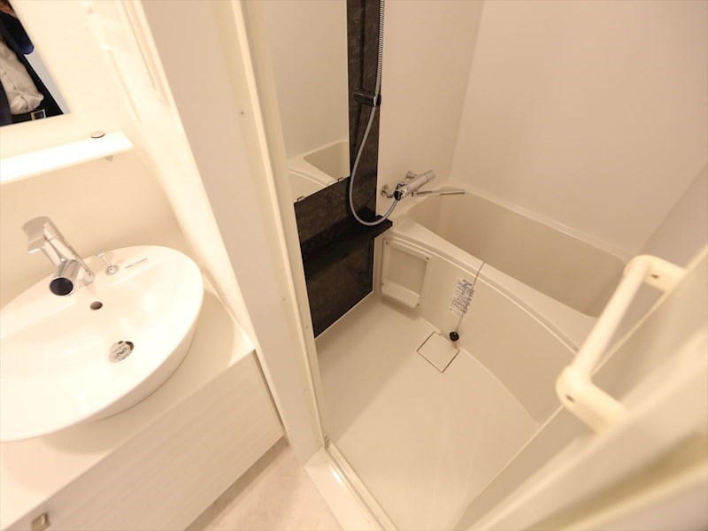 バス・シャワールーム　バスルーム　浴室暖房乾燥機付き