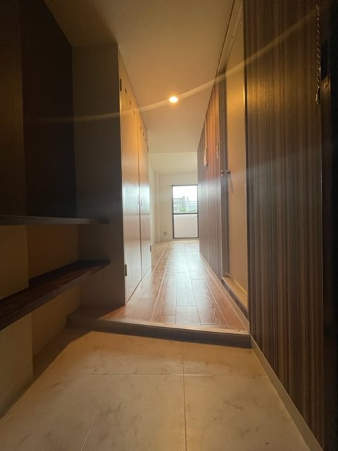 玄関　同物件108号室改装後参考写真