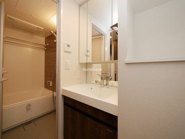 洗面設備　洗面所です