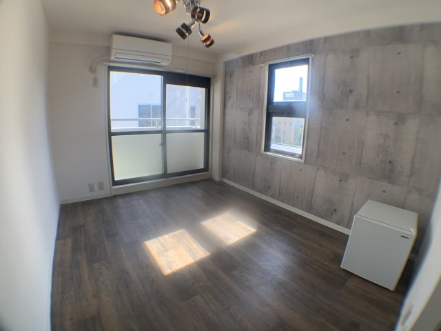 居室・リビング　エアコン付きで初期費用を抑えたい方にもおすすめです。