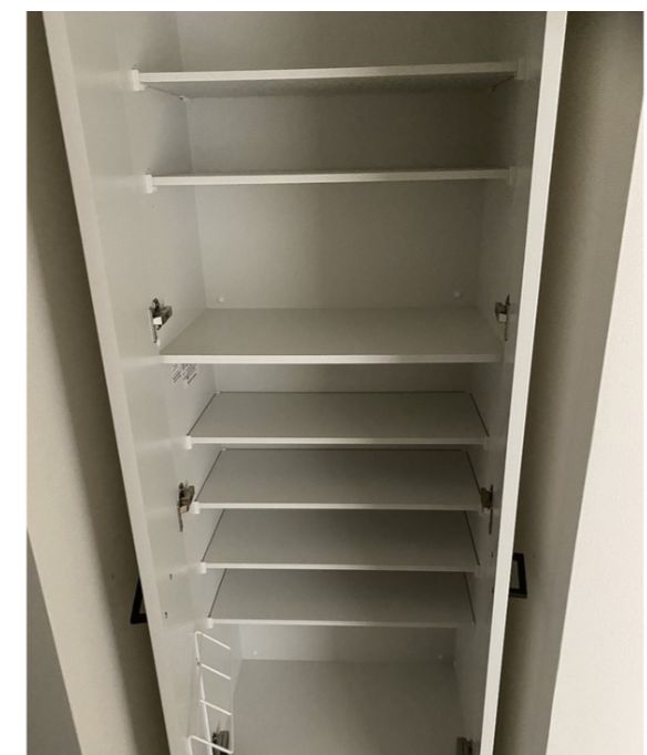 玄関　収納もある玄関です