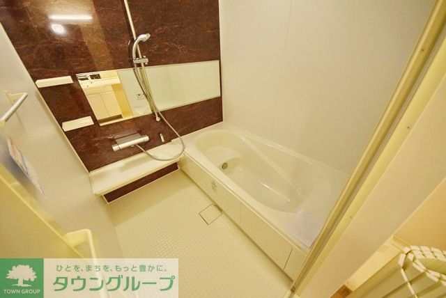 バス・シャワールーム　お問合せはタウンハウジングまで！※現地待合わせ相談可能