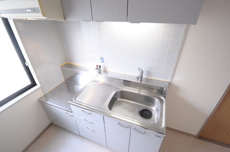 キッチン　お料理好きに嬉しいガスキッチン、使い勝手もよく収納もバッチリ