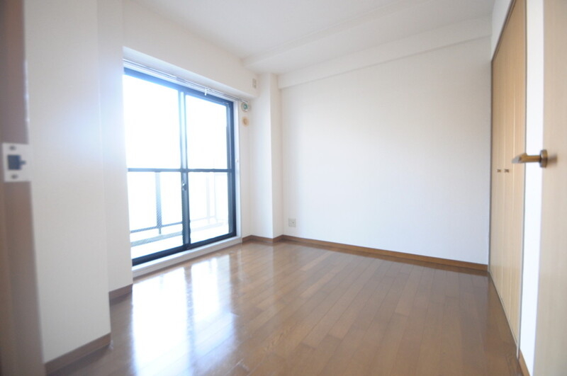 その他部屋・スペース　陽当りの良いベッドルームは癒される心地良い空間です。