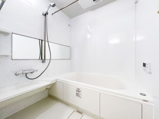 バス・シャワールーム　浴室