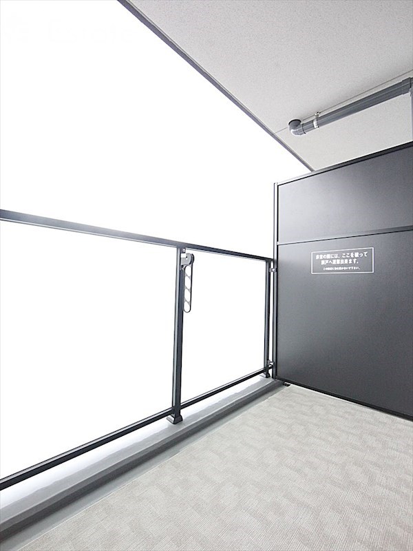 バルコニー　バルコニー