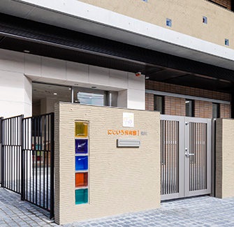 幼稚園・保育園　にじいろ保育園菊川（幼稚園・保育園）まで190m