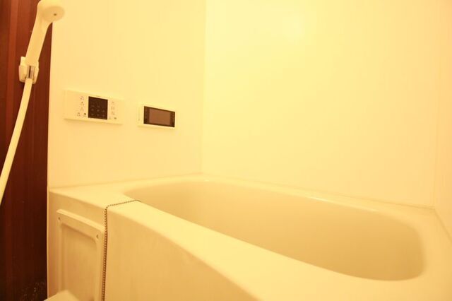 バス・シャワールーム　※別室の参考写真の為、現況優先です。