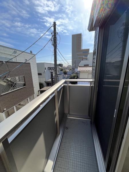 バルコニー　日当たりいいです！