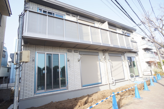 建物外観　建築中のため実際の建物と設備等が変更になる場合がございます。