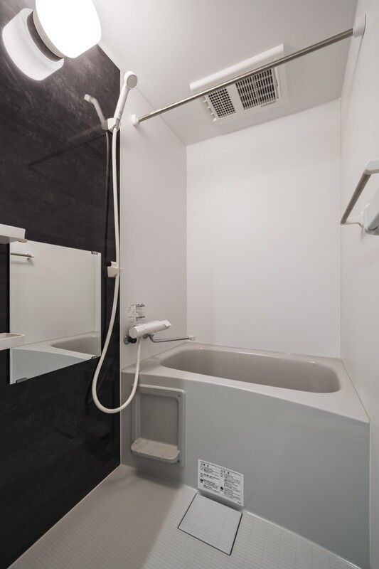 バス・シャワールーム　別部屋参考写真となります