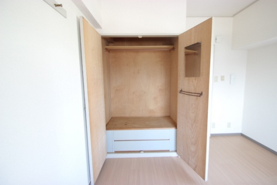 収納　※別号室の写真です
