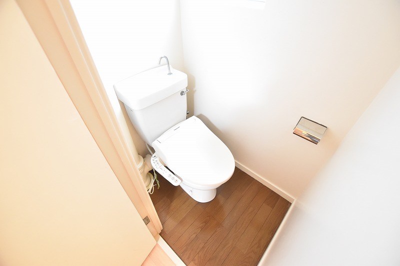 トイレ　★温水洗浄便座★