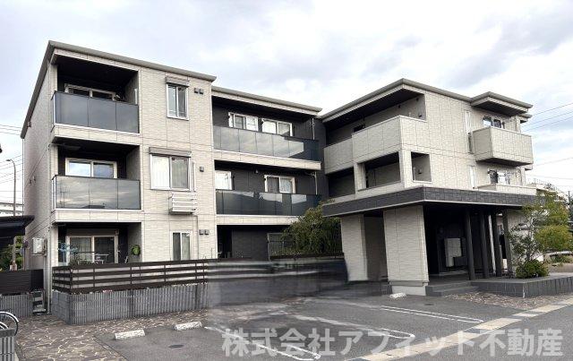 建物外観　カーサ　アリーヴォI・軽量鉄骨造