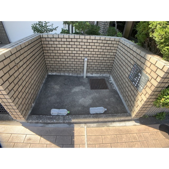 その他　ゴミ捨て場