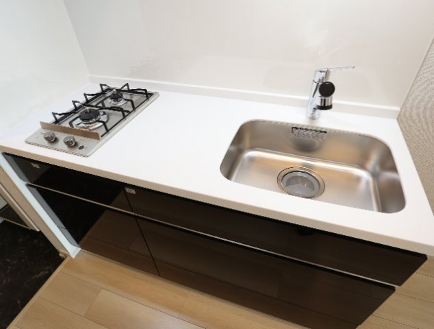 キッチン　大型システムキッチン2口ガスコンロ料理もバッチリ♪
