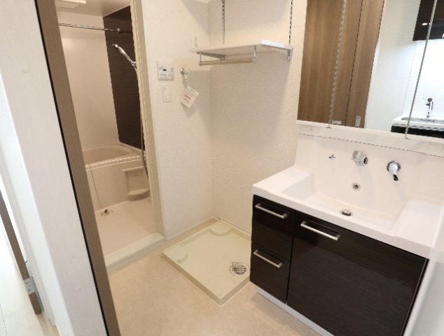 洗面設備　広い洗面スペース