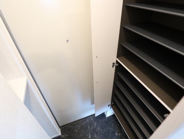 玄関　ゆったりとした玄関です