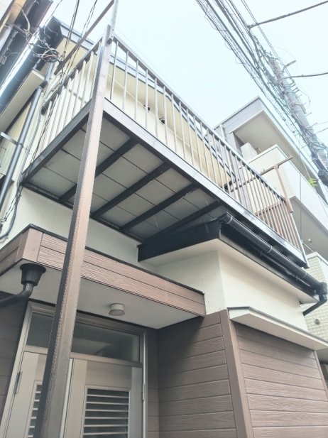 建物外観　閑静な住宅街☆三面採光で使い易い3K☆