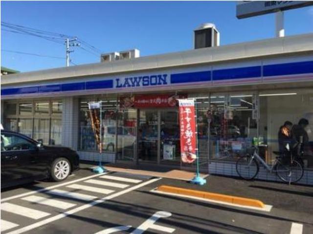 コンビニ　ローソン都筑茅ヶ崎南二丁目店（コンビニ）まで242m