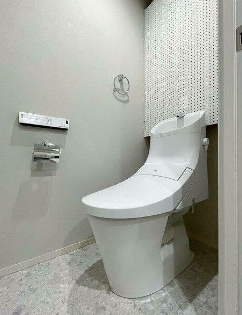 トイレ　写真は同タイプ住居です。