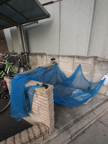 その他共有部分　敷地内ゴミ箱です♪