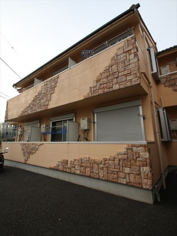 建物外観　最上階角部屋のご紹介です♪