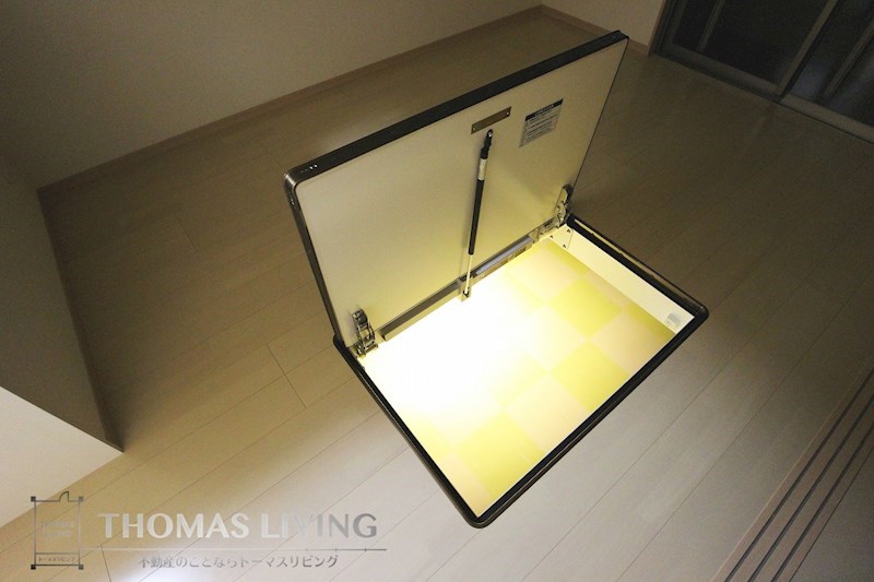 収納　床下収納は床一面に広がります。