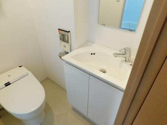 洗面設備　※同間取り別室参考写真