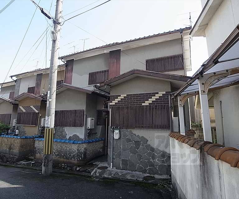 建物外観　連棟のお探しはアパマンショップ北大路店へお任せ下さい！
