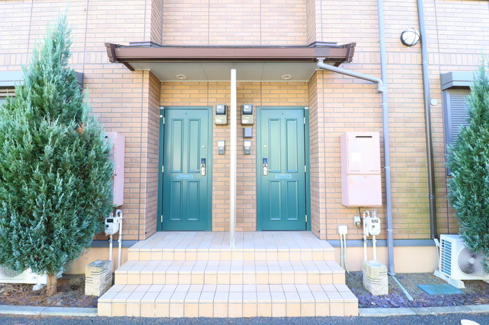 エントランス　清潔なエントランスです