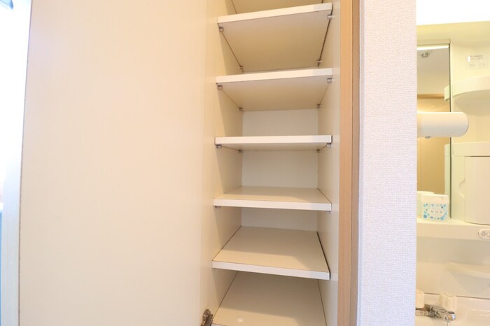 収納　シューズボックス