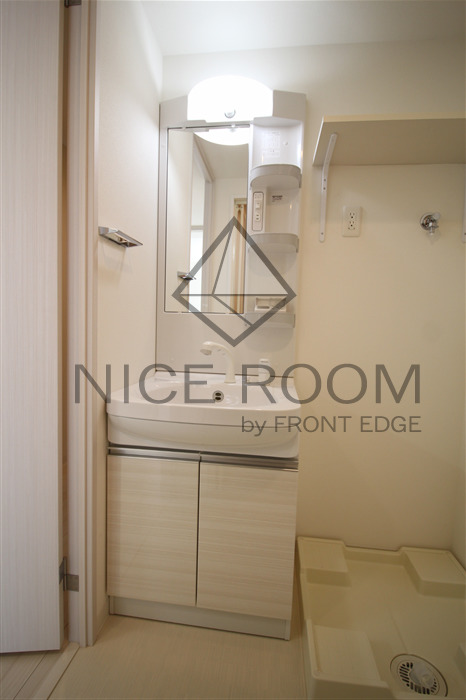 洗面設備　ファーストフィオーレ本町イースト　独立洗面台