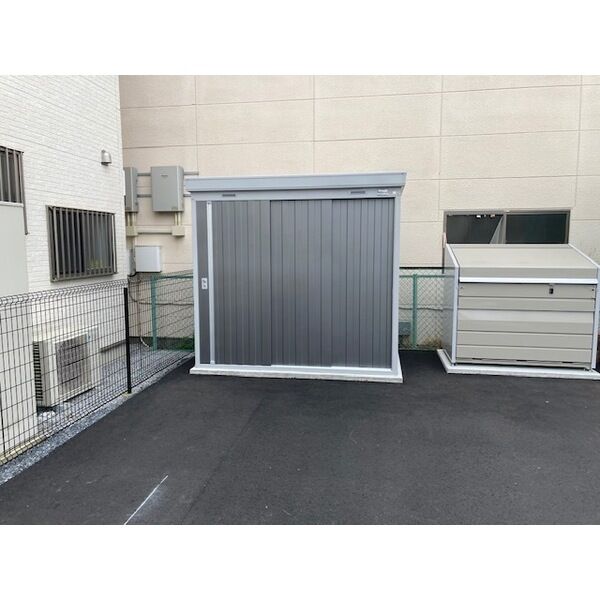 その他　物置　共有