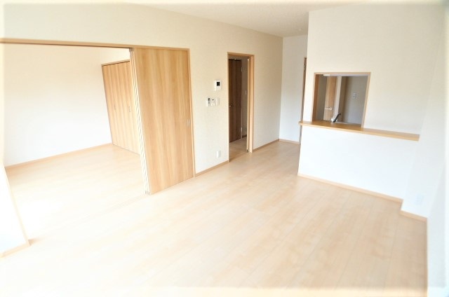 居室・リビング　他号室の写真です。