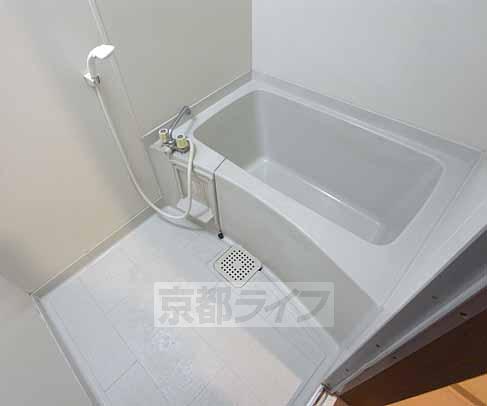 バス・シャワールーム　浴室です。