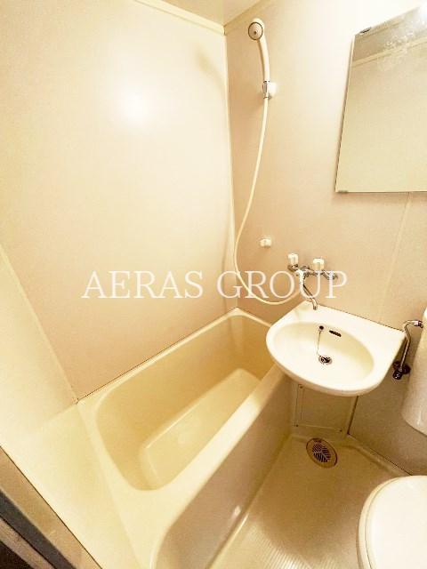 バス・シャワールーム　別部屋同仕様